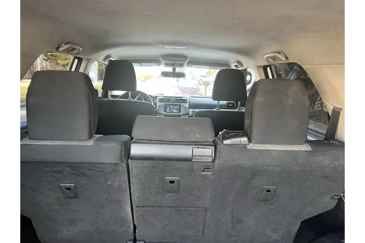 $19997 : 2019 4Runner SR5 image 9