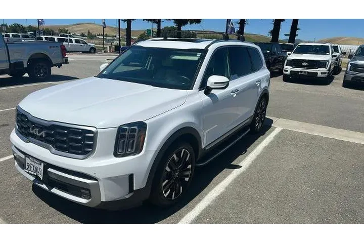 $33950 : Kia Telluride 2023 SX 4dr SU image 1