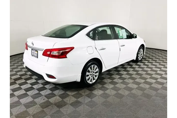 $10900 : Nissan Sentra 2017 S 4dr Sed image 8