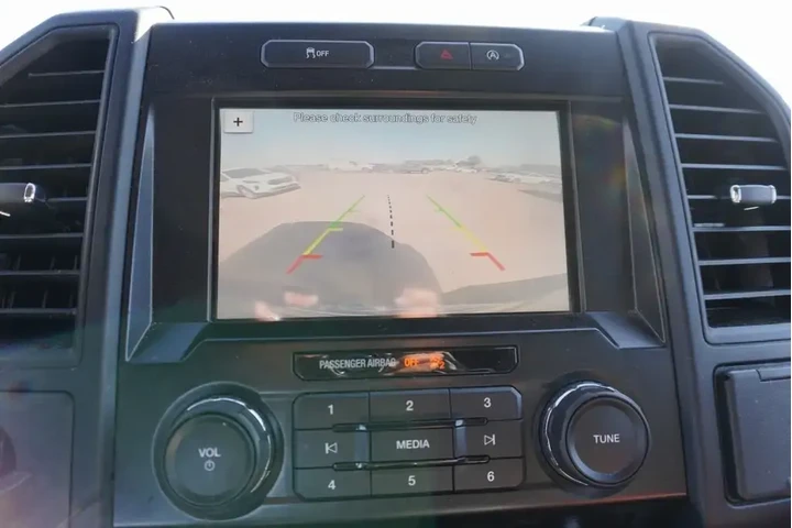 $19988 : Ford F-150 2017 4x2 XL 4dr S image 9