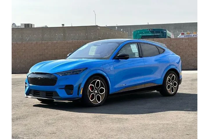 $29989 : Ford Mustang Mach-E 2022 AWD image 6