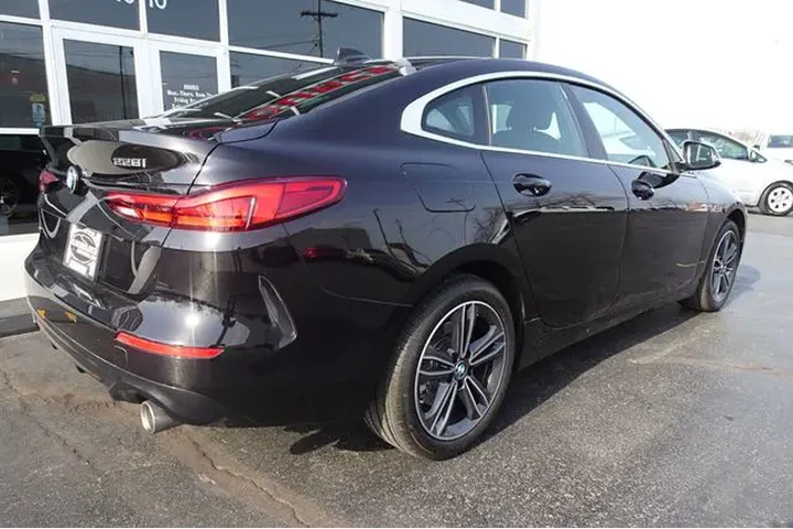 $19990 : 2021 BMW 2 Series image 8