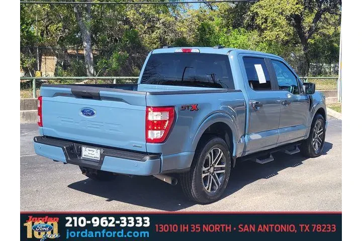 $31939 : Ford F-150 2023 4x2 Lariat 4 image 5