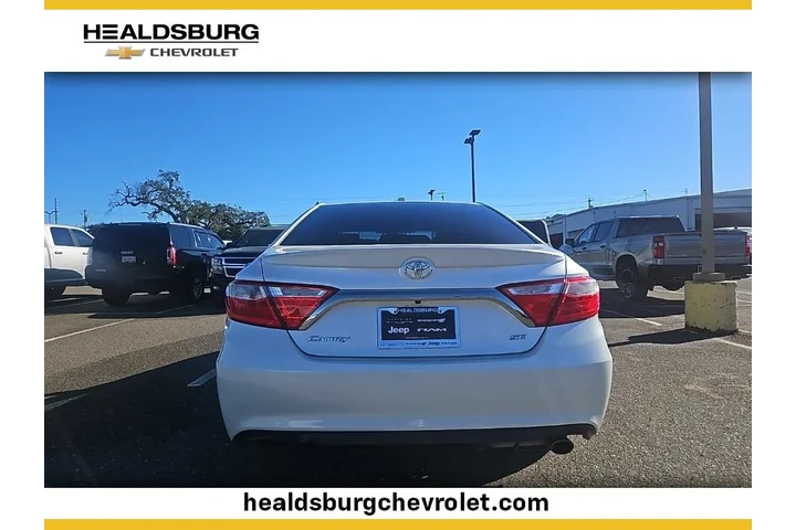 $13663 : Toyota Camry 2015 SE 4dr Sed image 4