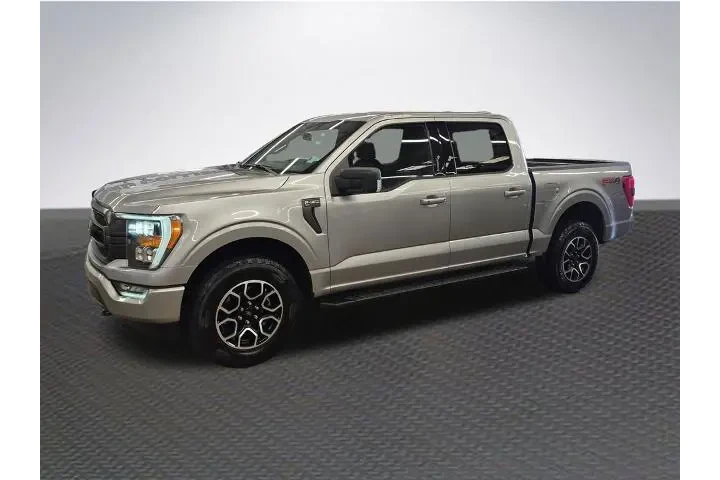 $39798 : Ford F-150 2023 4x4 XL 4dr S image 2