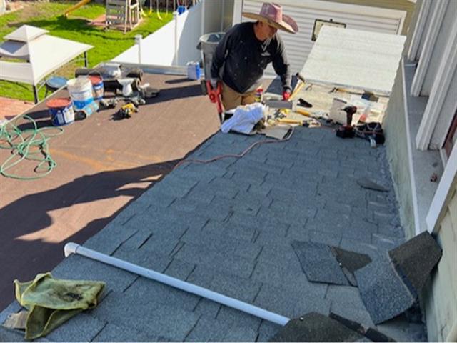 5 Star Perez Roofing image 4