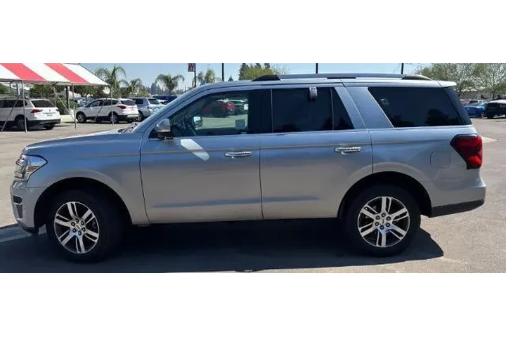 $39000 : Ford Expedition 2022 4x2 Lim image 4