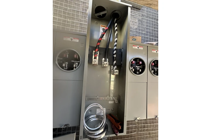 Electrician image 6