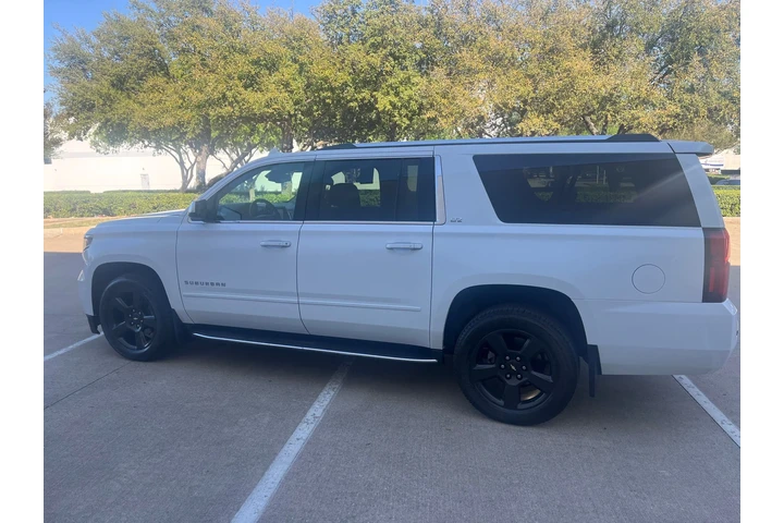 $18995 : 2016 Suburban LTZ image 6