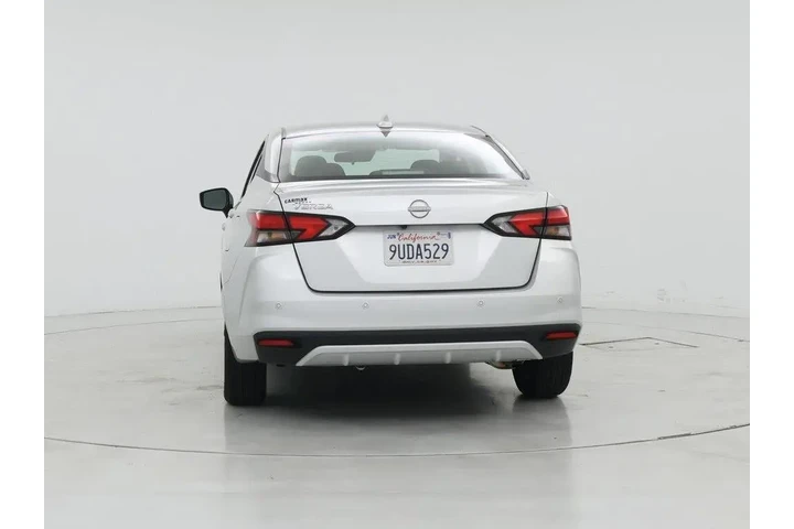 $18998 : Nissan Versa 2025 SV 4dr Sed image 6