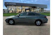 $20000 : Hyundai ELANTRA 2025 SE 4dr thumbnail