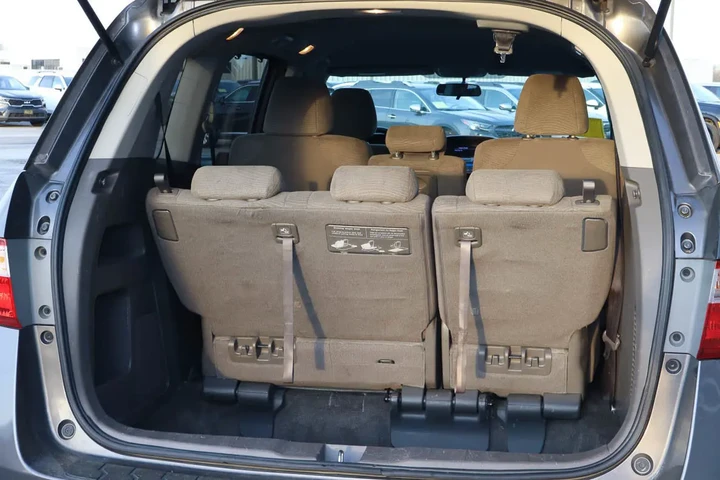 $8949 : 2013 Odyssey 5dr EX image 10