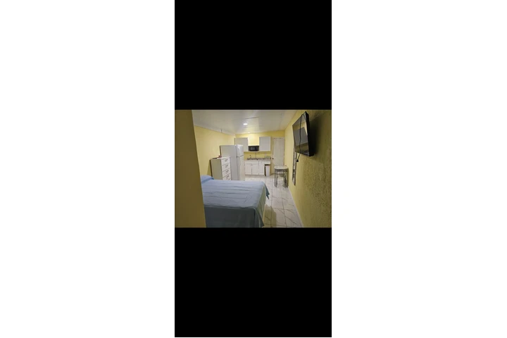 $1200 : Rento eficiency image 1