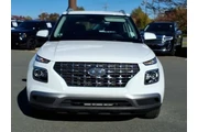 $18784 : Hyundai VENUE 2024 SEL 4dr C thumbnail