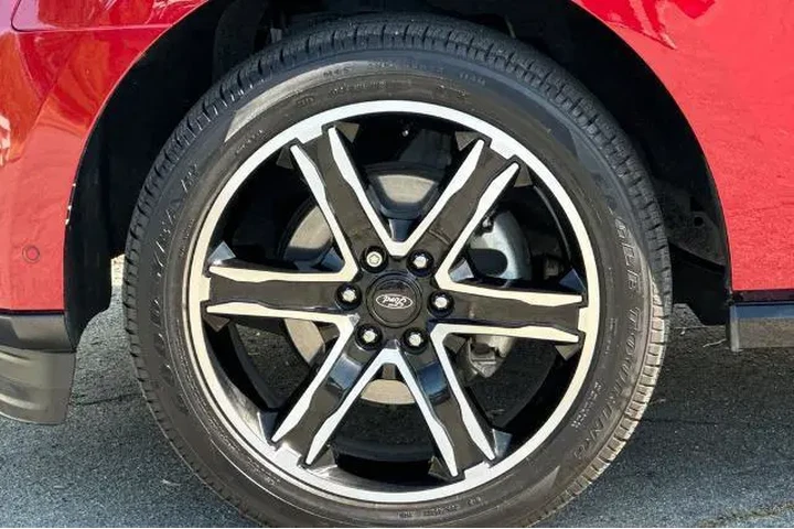 $32981 : Ford Expedition 2019 4x4 Lim image 10