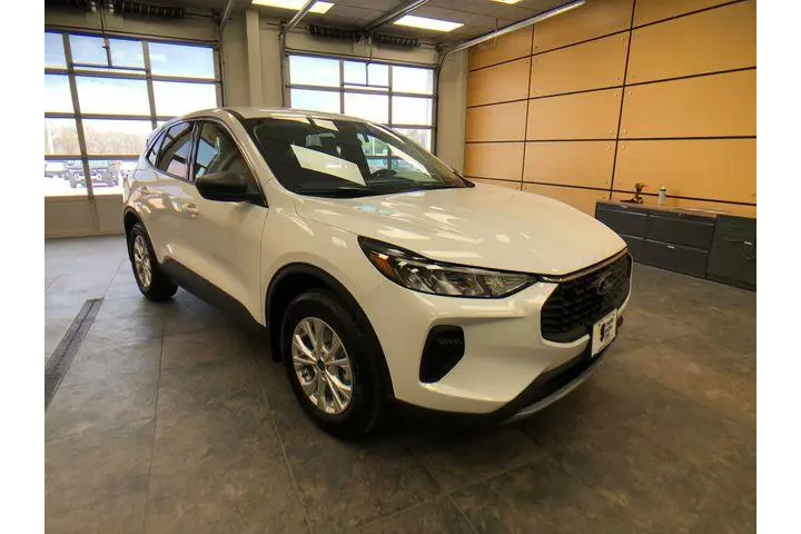 $25455 : Ford Escape 2024 AWD Active image 1