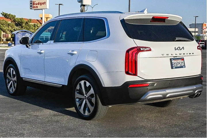 Kia Telluride 2022 EX 4dr SU image 6