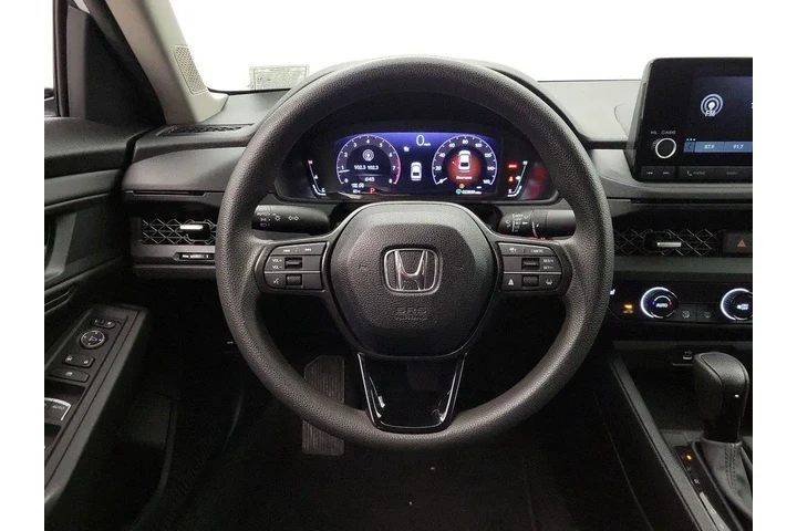$26998 : Honda Accord 2024 EX 4dr Sed image 10