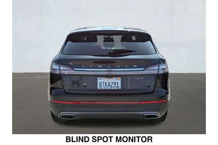 $23575 : Lincoln Nautilus 2020 4dr St image 4