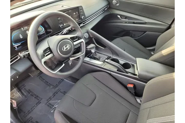 $19995 : Hyundai ELANTRA 2025 SE 4dr image 7