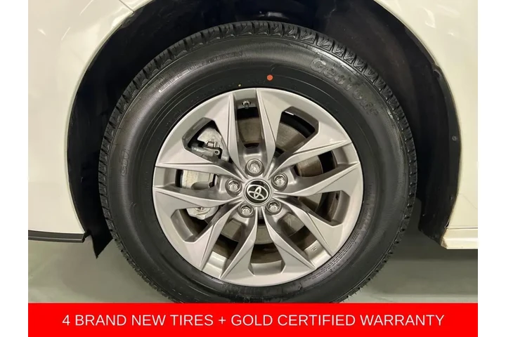 $36988 : Gold Certified2022 Sienna LE image 9