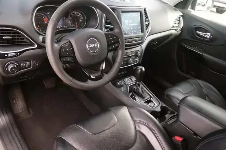 $22403 : Jeep Cherokee 2023 4x4 Altit image 10