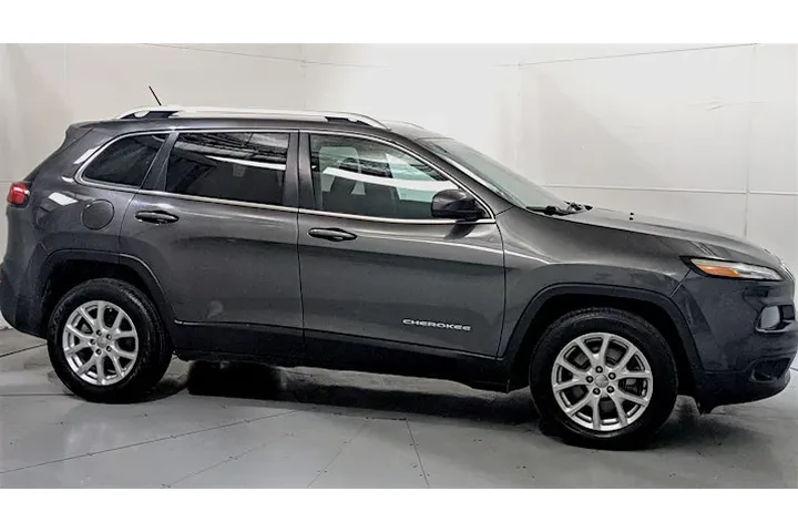$17795 : 2015 Escape SE 4WD image 4