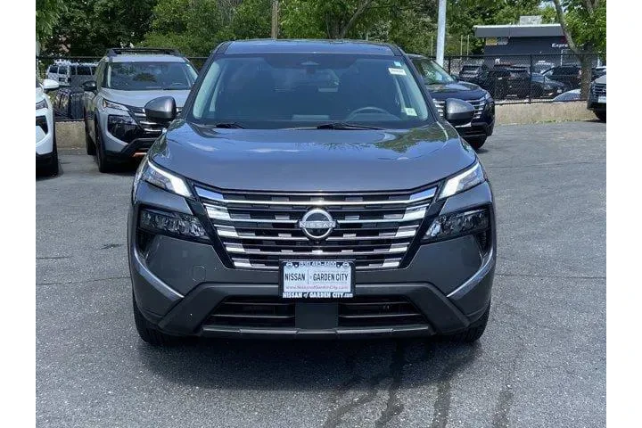 $19487 : Nissan Rogue 2025 AWD SV 4dr image 4