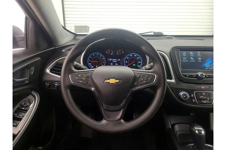 $12998 : Chevrolet Malibu 2016 LS 4dr image 10