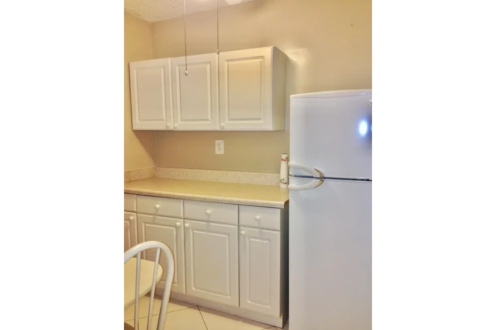 $1200 : Estudio image 10