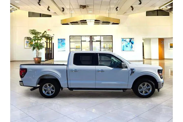 $39788 : Ford F-150 2025 4x2 XLT 4dr image 4
