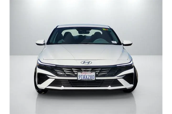 $20543 : Hyundai ELANTRA 2025 SE 4dr image 2