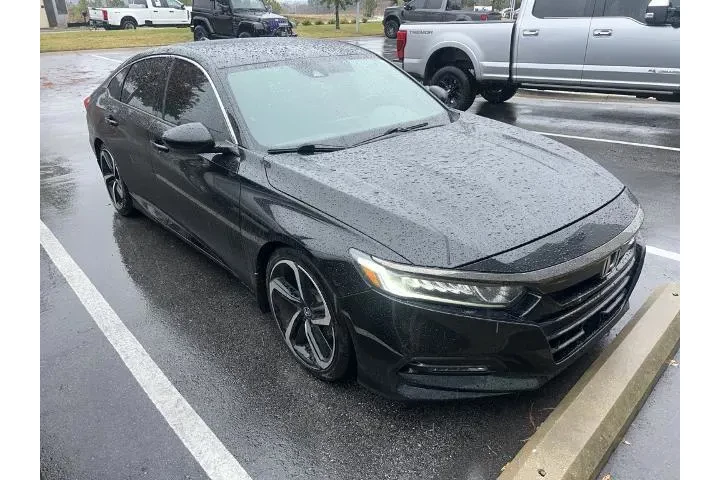 $13045 : Honda Accord 2018 Sport 4dr image 5