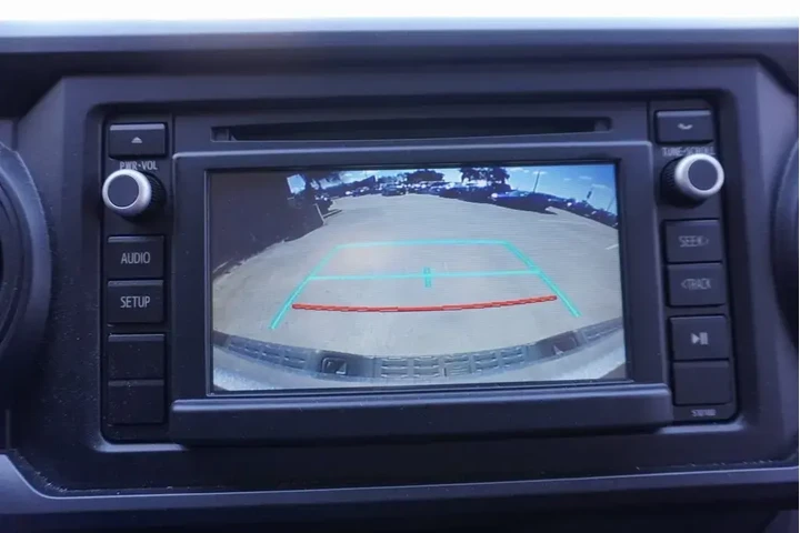 $19488 : Toyota Tacoma 2016 4x2 SR5 4 image 9