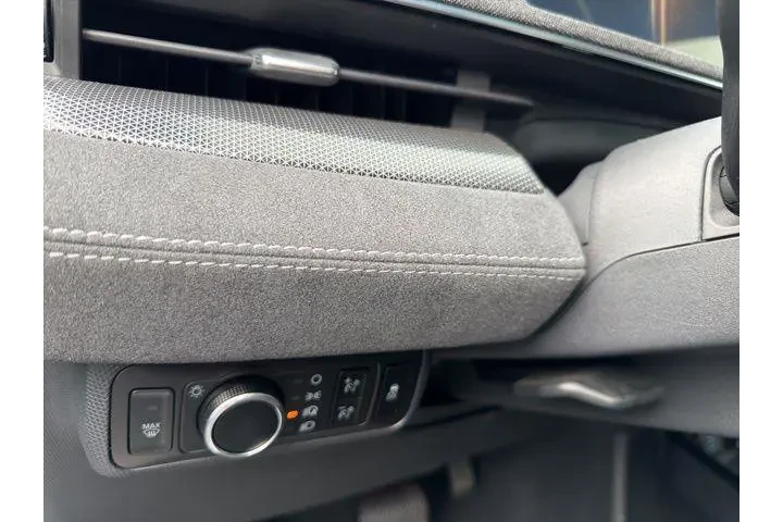 $35992 : Ford Mustang Mach-E 2023 AWD image 6