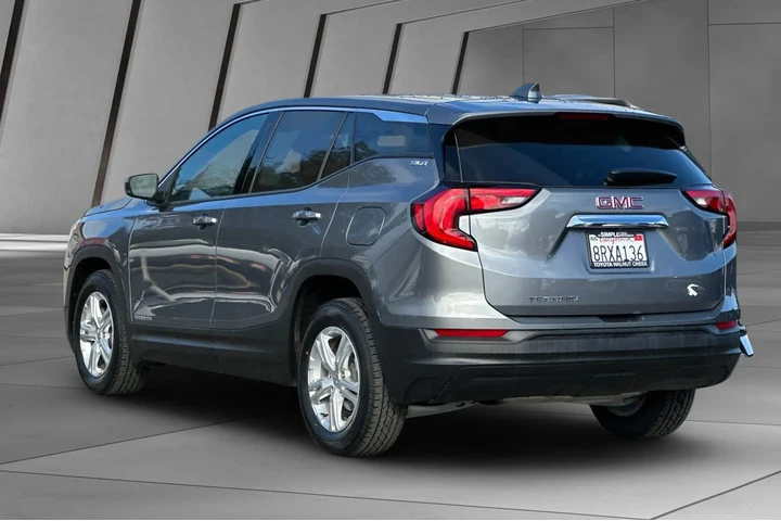 $20900 : GMC Terrain 2020 SLE 4dr SUV image 10
