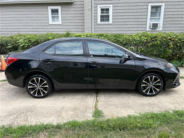 $7900 : 2017 Corolla SE Sport image 2