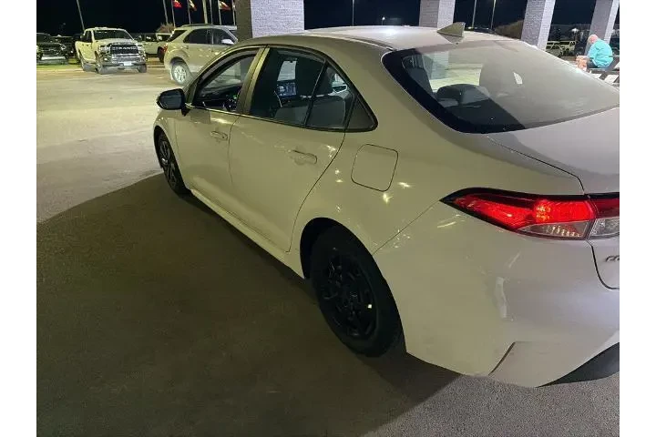 $18616 : Toyota Corolla 2023 LE 4dr S image 9