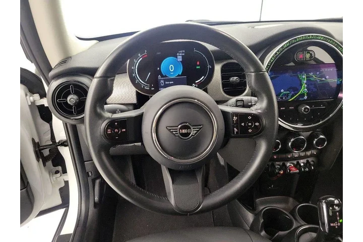 $23998 : MINI Hardtop 2 Door 2024 Coo image 10