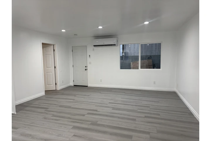 $3000 : Casa 2 recámaras 2 baños image 1