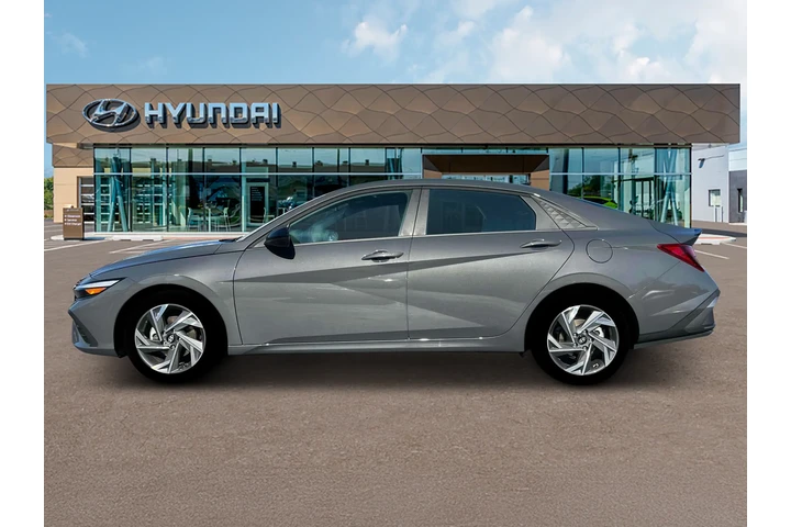 $18326 : Hyundai ELANTRA 2025 SEL Spo image 3