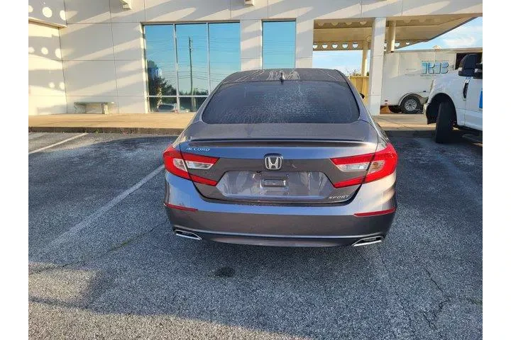 $19343 : Honda Accord 2018 Sport 4dr image 5