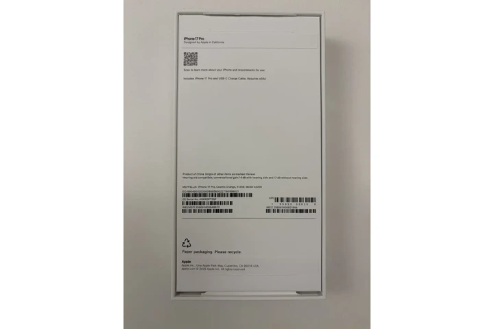 $900 : Apple iPhone 17 Pro 512GB AT image 7