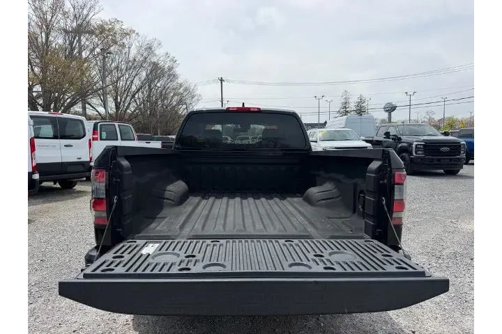 $25900 : Nissan Frontier 2024 4x2 S 4 image 4