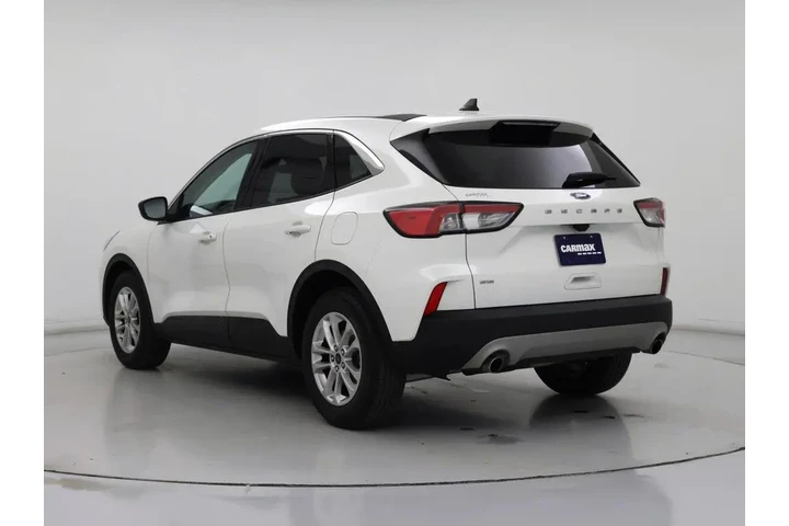 $17998 : Ford Escape 2022 SE 4dr SUV image 2