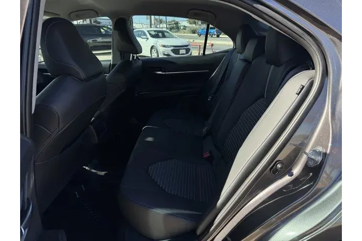 $27371 : Toyota Camry 2022 SE 4dr Sed image 10