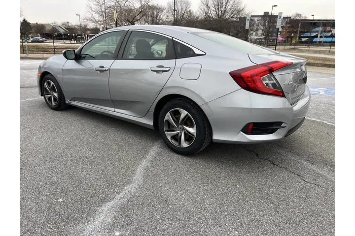 $12500 : 2018 Civic LX image 6
