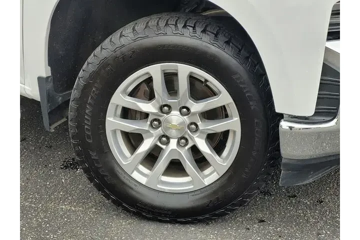 $32488 : Chevrolet Silverado 1500 202 image 9