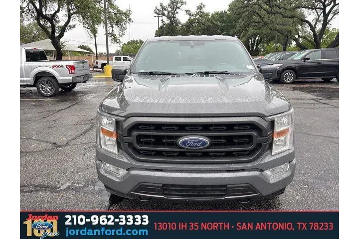 $37653 : Ford F-150 2021 4x4 XL 4dr S image 2