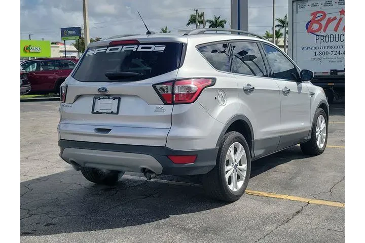 $7990 : Ford Escape 2018 SE 4dr SUV image 4
